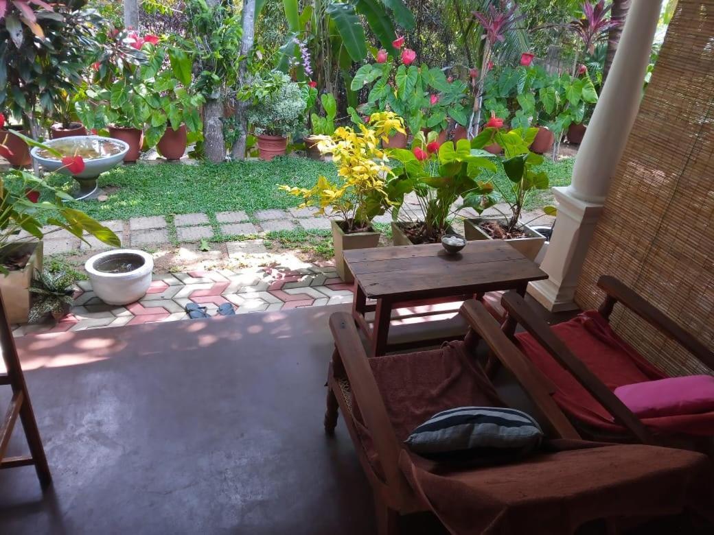 Sansala Guesthouse & Restaurant Tangalle Cameră foto